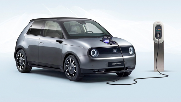 Honda E EV 2023 grey charging