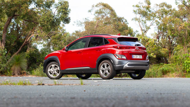 Hyundai Kona Elite 2022 rear 3/4