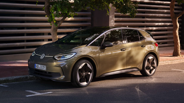 2023 Volkswagen ID.3 front 3/4