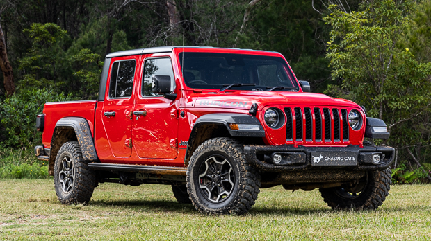 Jeep Gladiator Rubicon 2023 front 3/4