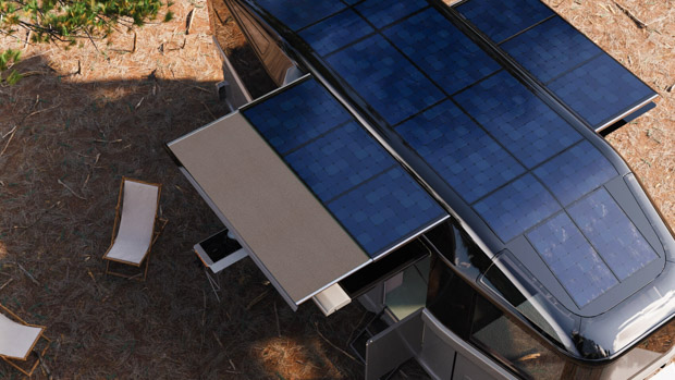 Lightship LT caravan 2023 solar