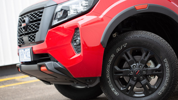 Nissan Navara Pro-4X 2022 front close