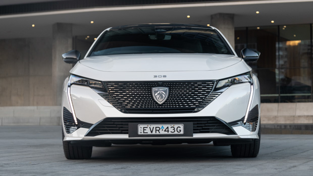 Peugeot 308 GT Sport PHEV 2023 front