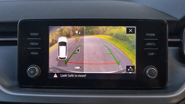 Skoda Kamiq 85TSI Style 2023 interior touchscreen