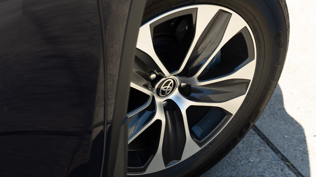 Toyota Kluger GXL Hybrid 2023 wheel