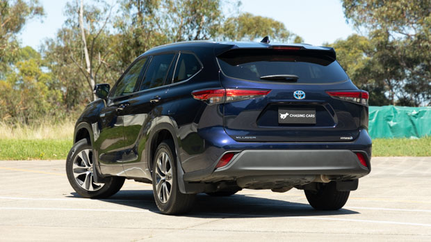 Toyota Kluger GXL Hybrid 2023 rear 3/4