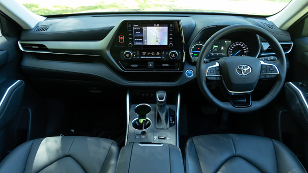 Toyota Kluger GXL Hybrid 2023 interior 2