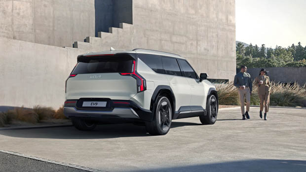 2023 Kia EV9 rear 3/4 static