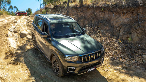 2023 Mahindra Scorpio off-roading