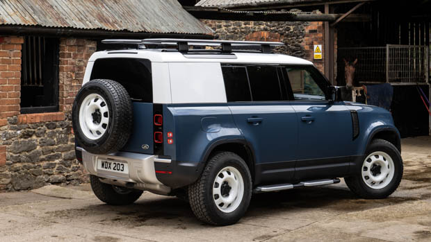 2023 Land Rover Defender 110 Hard Top rear 3/4