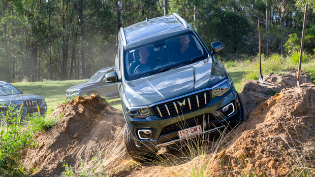 Mahindra Scorpio 2023 off road 2
