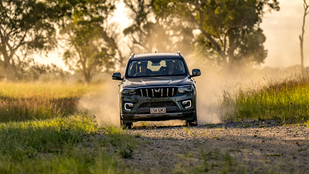 Mahindra Scorpio 2023 dirt road