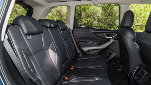 Subaru Forester 2.5i-S 2023 interior back seats