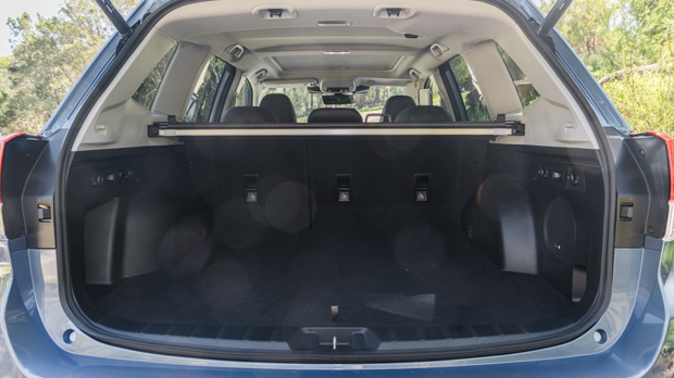 Subaru Forester 2.5i-S 2023 interior boot