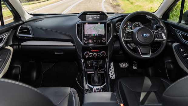 Subaru Forester 2.5i-S 2023 interior front