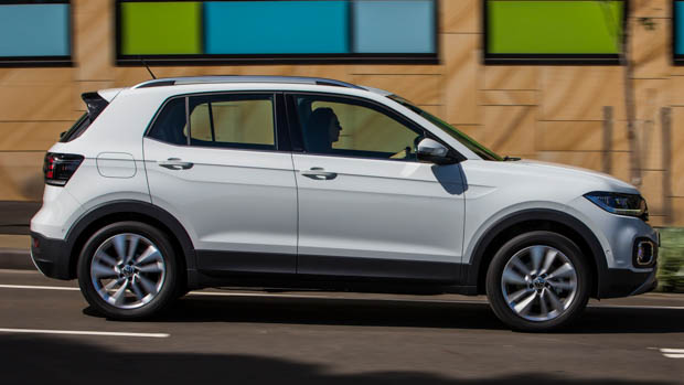 2023 Volkswagen T-Cross Style side angle driving