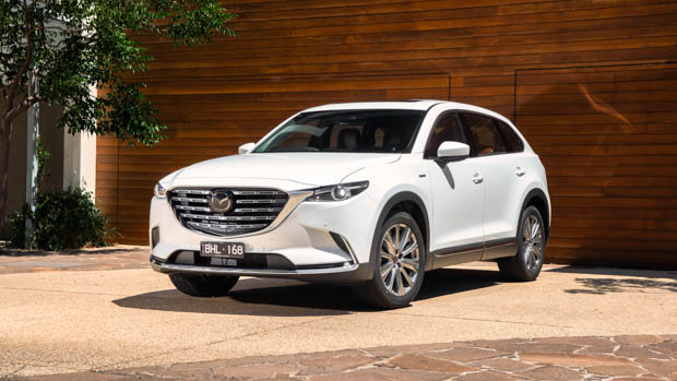 2021 Mazda CX-9 front 3/4 static