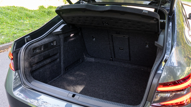 Skoda Superb 206TSI Sportline 2023 interior boot