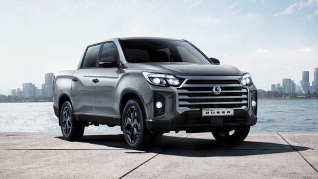 2021 Ssangyong Musso front 3/4 static