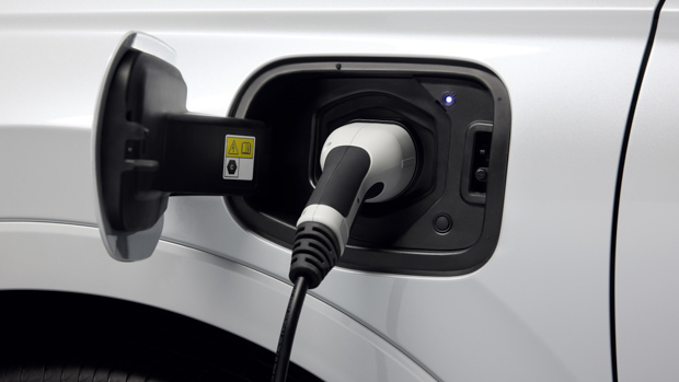 2023 Honda CR-V PHEV charge point