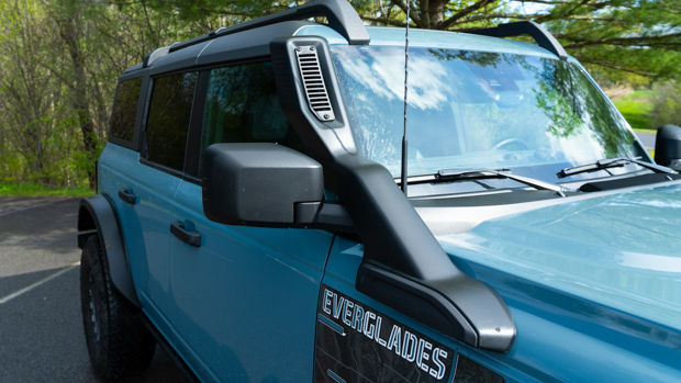 Ford Bronco Everglades 2023 snorkel