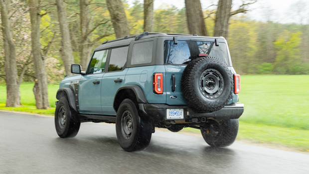 Ford Bronco Everglades 2023 driving rear 3/4 close