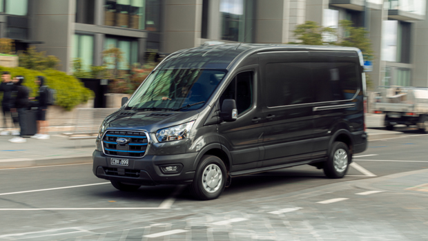 Ford E-Transit 2023 front 3/4