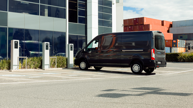 Ford E-Transit 2023 charging