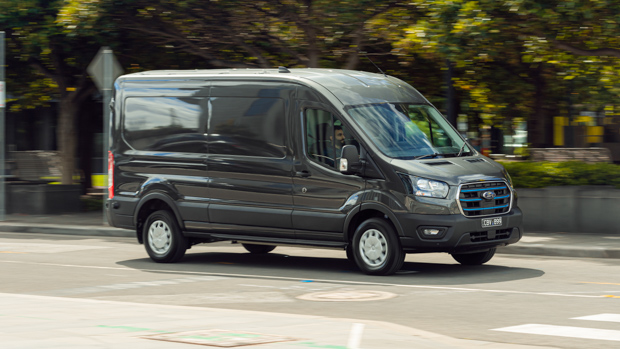Ford E-Transit 2023 front