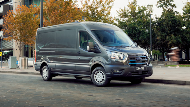 Ford E-Transit 2023 front 3/4