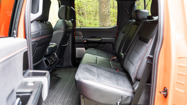 Ford F-150 Raptor R 2023 back seats