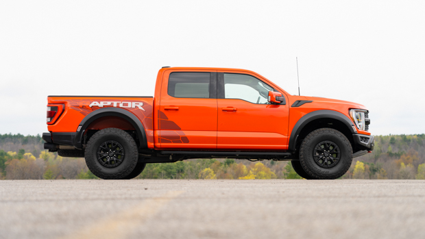Ford F-150 Raptor R 2023 side