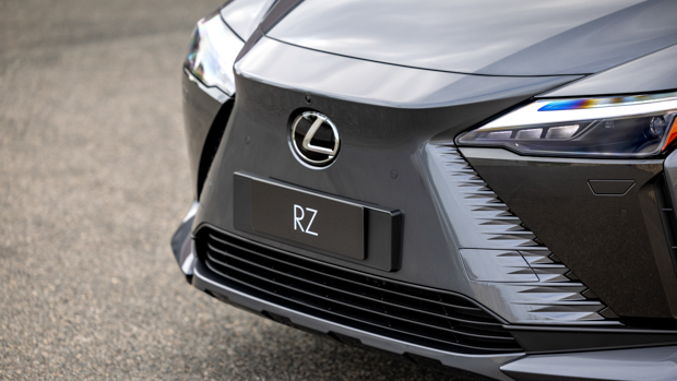 Lexus RZ 450e Sports Luxury 2023 front close