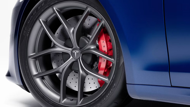 2023 Tesla Model S Track Package brake