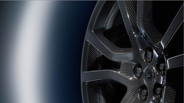 2023 Range Rover Sport SV carbon fibre wheels