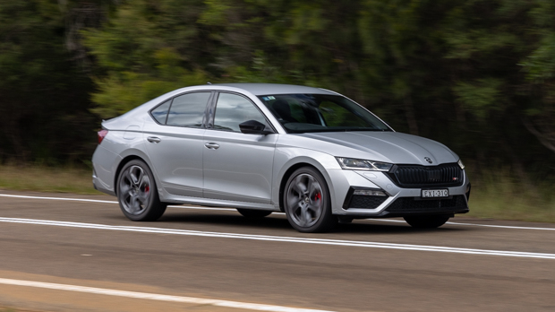 Skoda Octavia RS 2023 driving front 3/4 corner 5