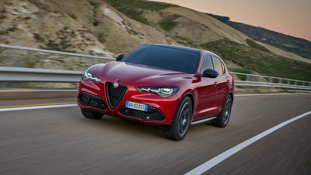 2023 Alfa Romeo Stelvio Veloce driving front 3/4