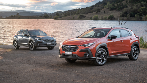 Subaru Crosstrek 2.0S 2023 duo with 2.0R 2