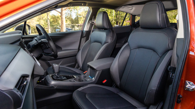 Subaru Crosstrek 2.0S 2023 front seats