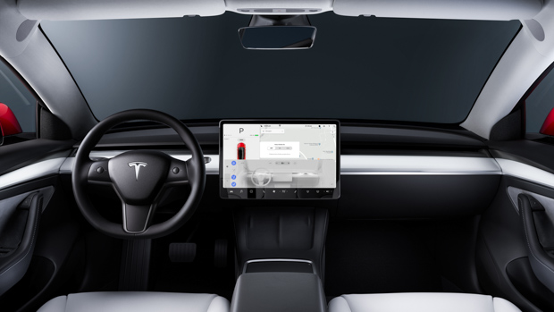 2020 Tesla Model 3 interior dash