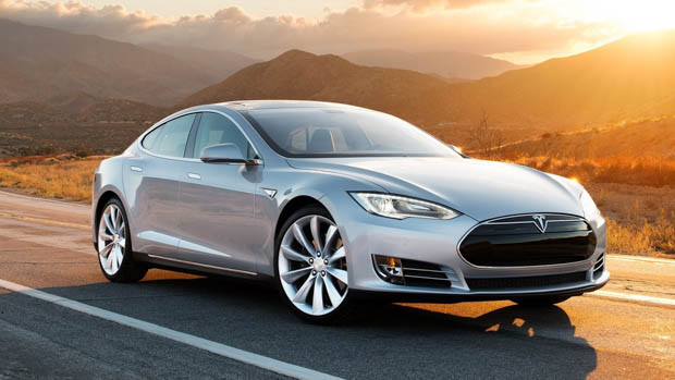 2013 Tesla Model S silver
