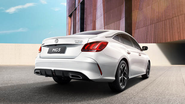 2023 MG MG5 white rear 3/4