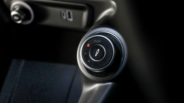 Alfa Romeo Tonale Veloce 2023 knob