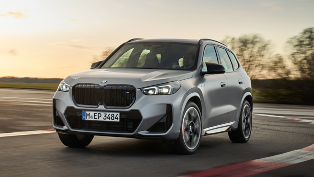 BMW X1 M35i 2023 driving
