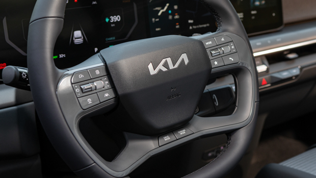 Kia EV9 GT-Line 2024 interior steering wheel