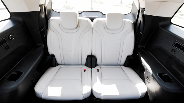 Mahindra XUV7OO 2023 third row