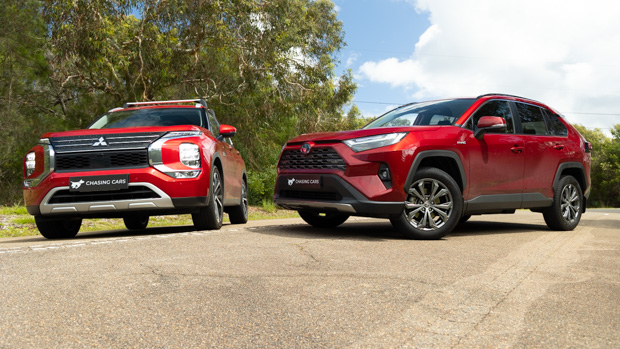Mitsubishi Outlander PHEV LT 2022 comparison with RAV4