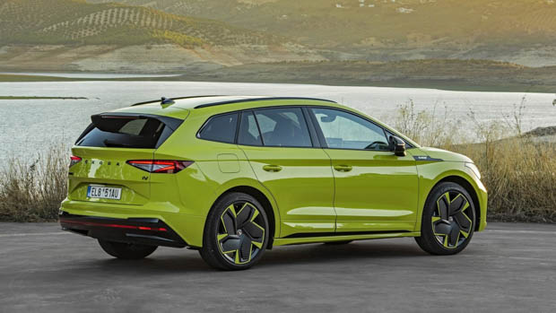 2023 Skoda Enyaq RS iV rear 3/4