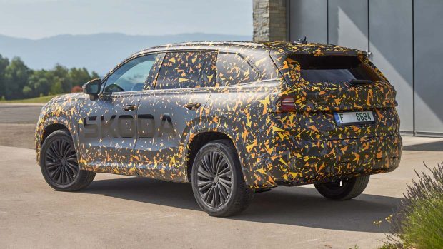 Skoda Kodiaq 2024 camo rear end