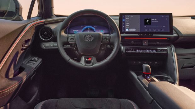 Toyota CHR 2024 dashboard